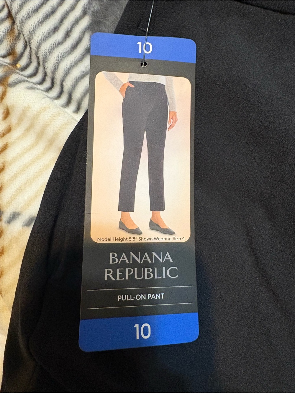 NWT Banana Republic women’s 10 Black Pull-On Pants